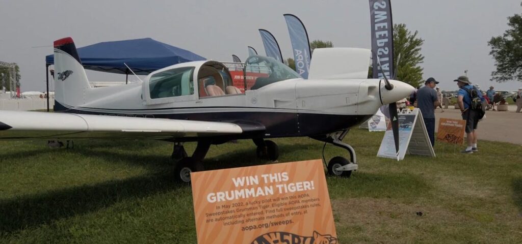 image of Grumman Tiger given away in the AOPA Sweepstakes in 2022